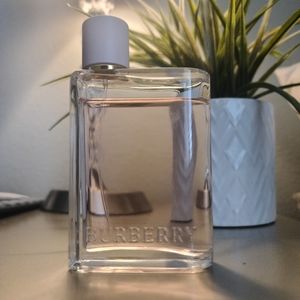 BURBERRY HER EAU DE PARFUM 3.3oz LIGHTLY USED